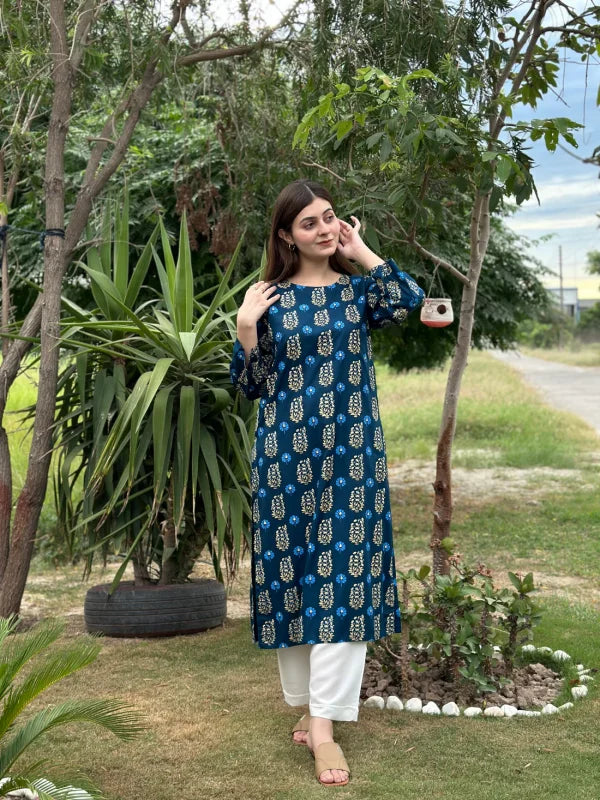 2pcs Printed Stitched Suit Stone Winter Linen Suit Winter Collection